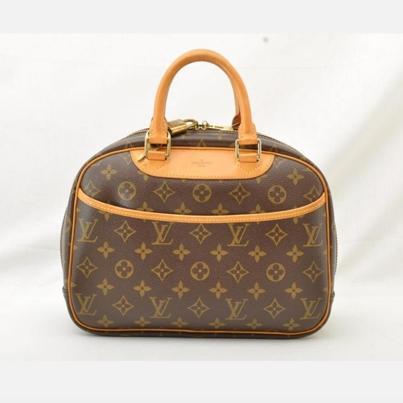 Louis Vuitton Handbags - Louis Vuitton Trueville LIKE NEW!